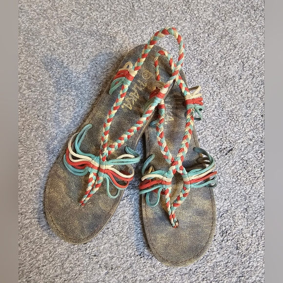Plaka Seashell Hand Woven Flat Strappy Boho Tribal Aztec Sandal Size 8 - Picture 2 of 8
